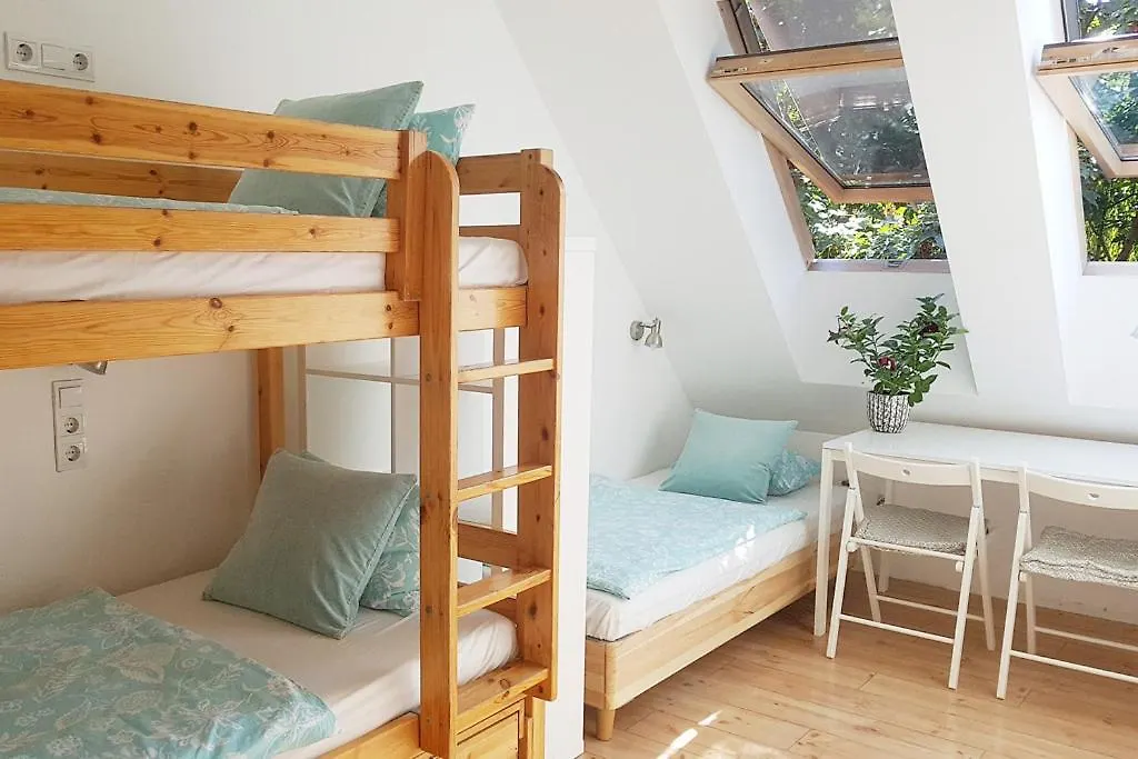 Shantee House Budapest Hostel